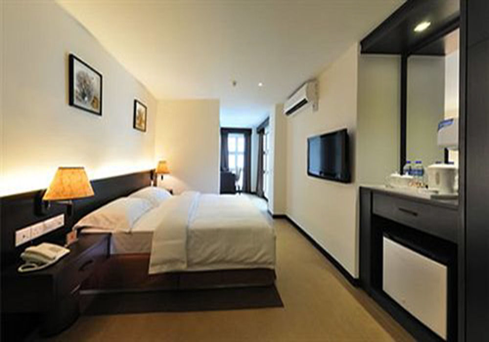 E-Red Hotel Bandar Perda Bukit Mertajam Extérieur photo